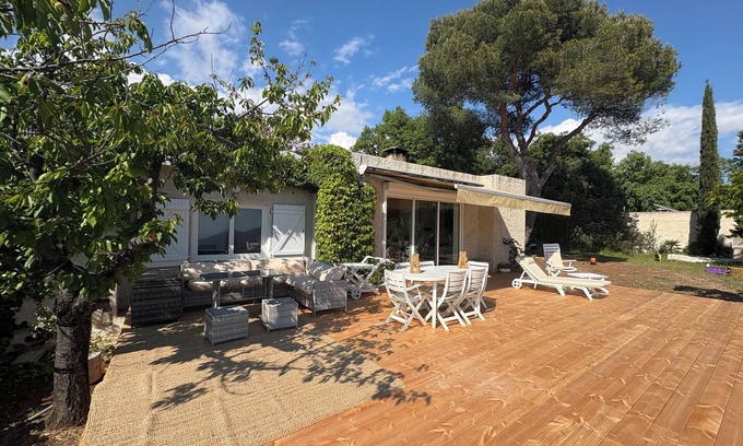 Tourrette-Levens Villa | Serene Mediterranean Escape above Nice with sea view - Villa Horizon Blue