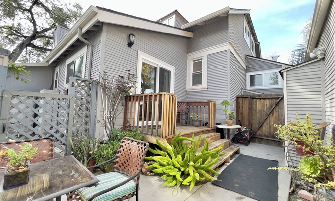 Willow Glen Casa | Serene Guest Suite w/ Private Bath and Kitchenette