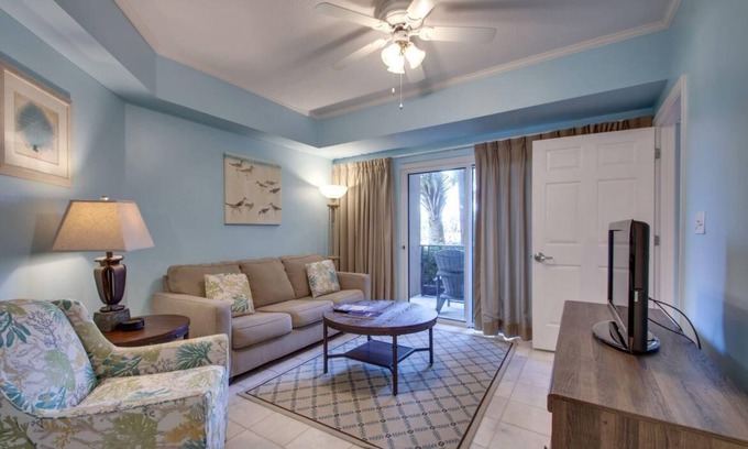 Gulf Pines Condominio | "Serene Gulf Views: East-Facing 1st Floor 1-Bedroom Condo in Westwinds with Full Amenities!" at Sandestin Golf and Beach Resort!