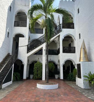 Malindi Complejo | Serene Hideaway in Malindi Near Malindi Golf and Country Club & Beach