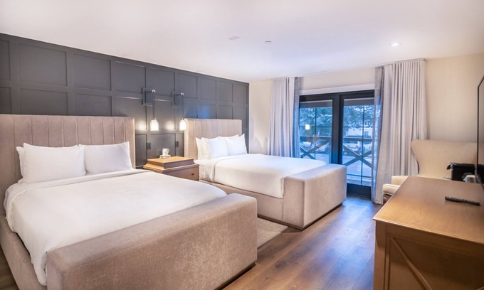 Midway Hotel | Serene Hideaway: Perfect Oasis w/Hot spring access, Resort amenities & Outdoors!