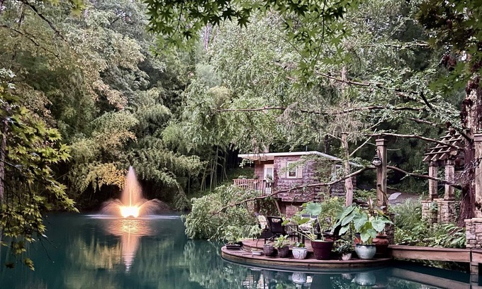 Cumming Casa | Serene Lakefront Bamboo Bungalow