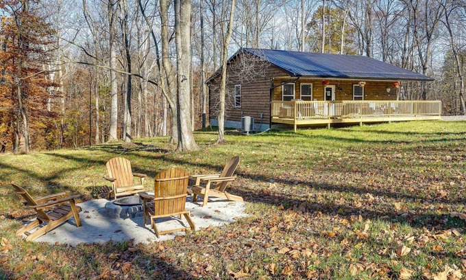 Logan Cabina | Serene Logan Retreat w/ Hot Tub & Stargazing Dome