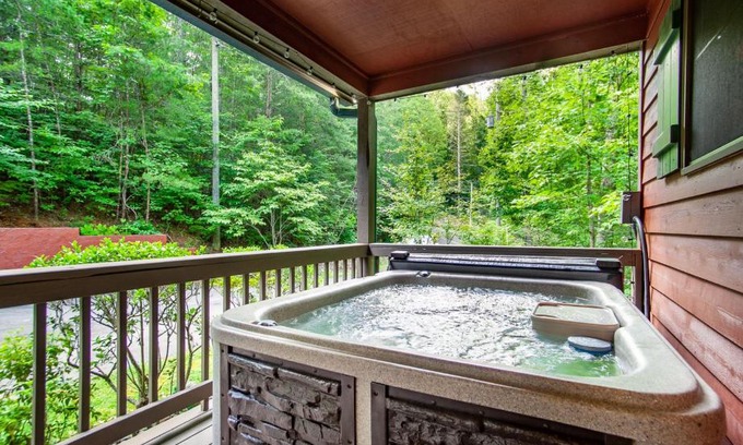 Townsend Casa | Serene & Luxury Mountain Stay