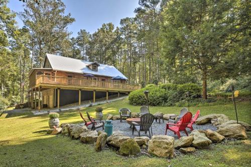 Mableton Casa | Serene Mableton Cabin - 13 Mi to Downtown Atlanta!