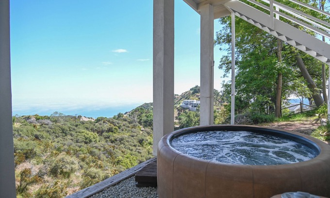 Malibu Casa | Serene Malibu Views above the clouds 5BR/4 Bath