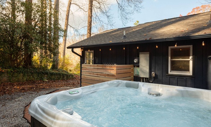 Gerton Casa | Serene Mountain Cabin with Hot Tub near Asheville