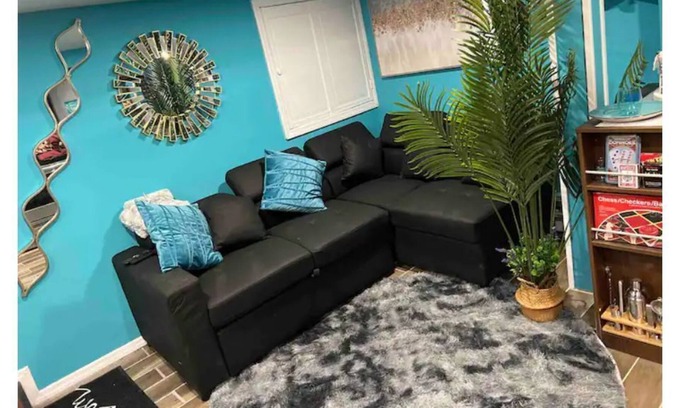 Rochdale Apartamento | Serene Oasis Garden Level 1BR Apt w/own Entrance