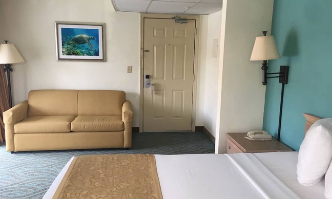 Seabreeze Park Hotel | Serene Oceanfront Escape | Private Balcony w/ Breathtaking Views of the Ocean