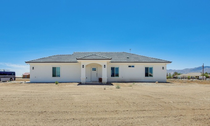 Pahrump Cabaña | Serene Pahrump Cottage w/ Mountain Views!