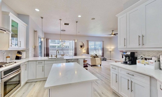 Seffner Community Alliance Casa | Serene Palms Retreat