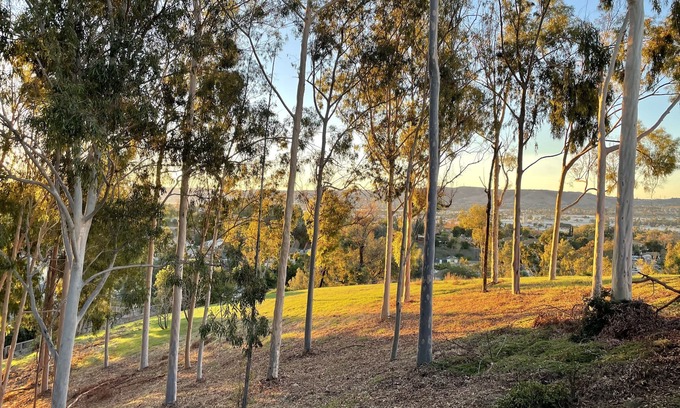 West Covina Casa | SERENE RELAXING HOME WITH A VIEW