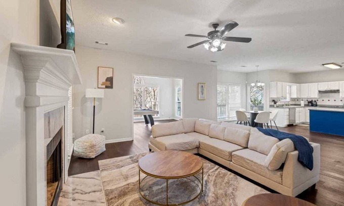 Cumming Casa | Serene Retreat on Cannonero Dr