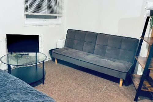 Plaistow South Casa | Serene Room - O2 & Excel Center
