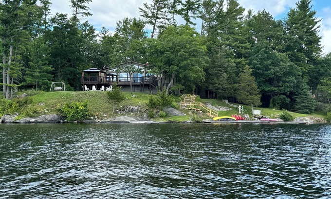 North Kawartha Cabaña | Serene Stoney Lake Sunlit Point