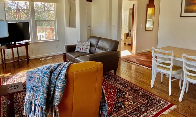 Petaluma Casa | Casa central, tranquila y soleada en Greenbelt