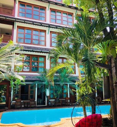 Chang Phueak Apartamento | Serene teak Boutique