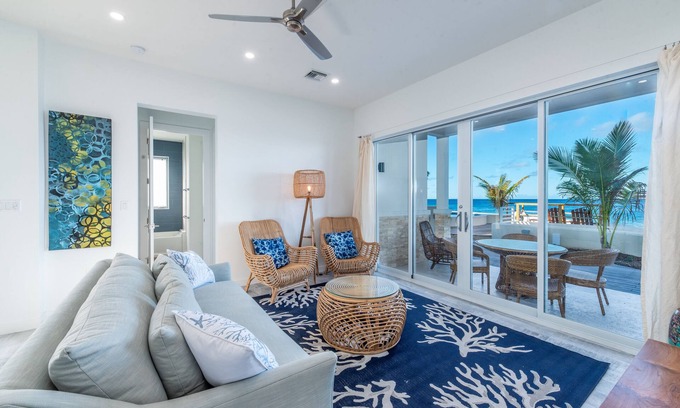 Northwest Point Condominio | Serene Two bedroom Condo with Stunning Sunsets