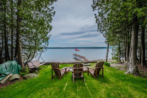 Wiarton Chalet De Esquí | Serene Waterfront Retreat