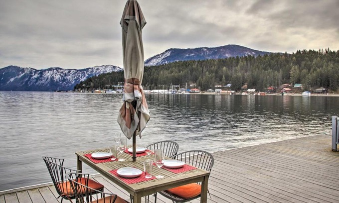 Bayview Casa | Serenity at Scenic Bay Floating Cottage with Views!
