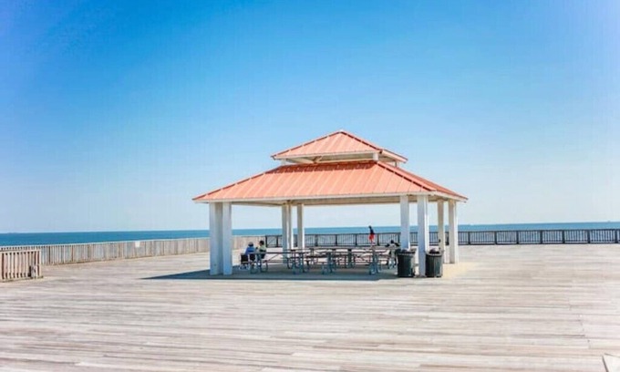 Hampton Casa | Serenity by the Buckroe Shore
