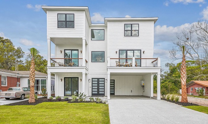 Atlantic Beach Casa | Serenity by Tilair - 7 BD/6.5 BA New House