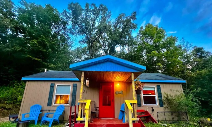 Viroqua Cabina | Serenity Cabin. 100 ac. Stream. Pond. Viroqua 2 mi