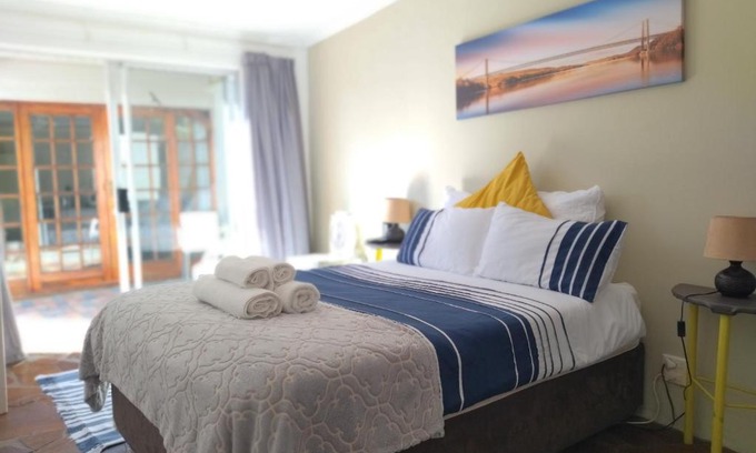 Walmer Casa | Serenity Cove-Beach Blue Room