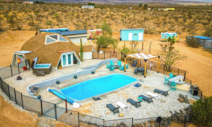 Landers Casa | Serenity Dome Resort cerca de Joshua Tree - Calefacción / AC / Piscina