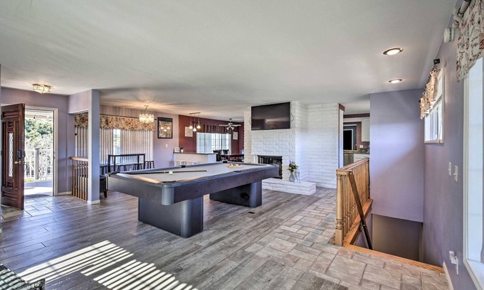 Mesa Rock Casa | Serenity Escape | 4BR | Hot Tub | Mini Golf | Fire Pit