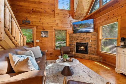 Gatlinburg - Pigeon Forge Casa | Serenity Escape