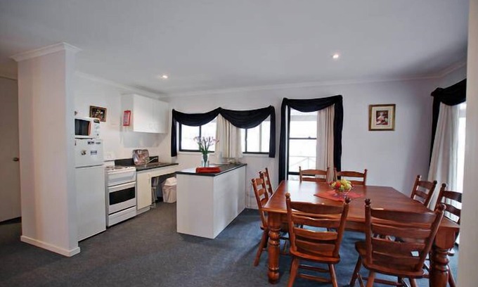 Fordwich Cabaña | Serenidad Grove - Frantoio