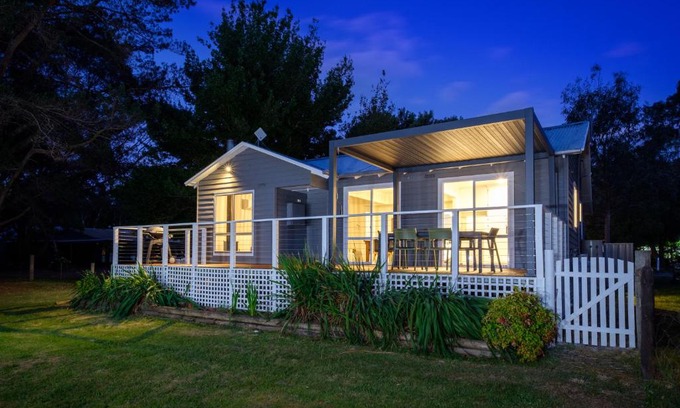 Halls Gap Casa | Serenity Halls Gap 2 Absolute NP Frontage