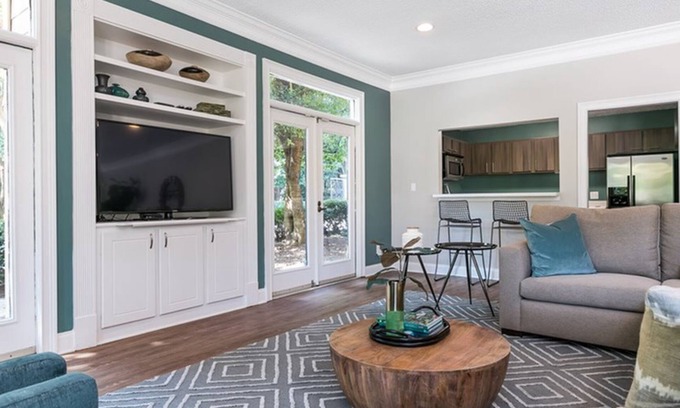 Tucker Apartamento | Serenity Home Away From Home; Couples get away close to everything!