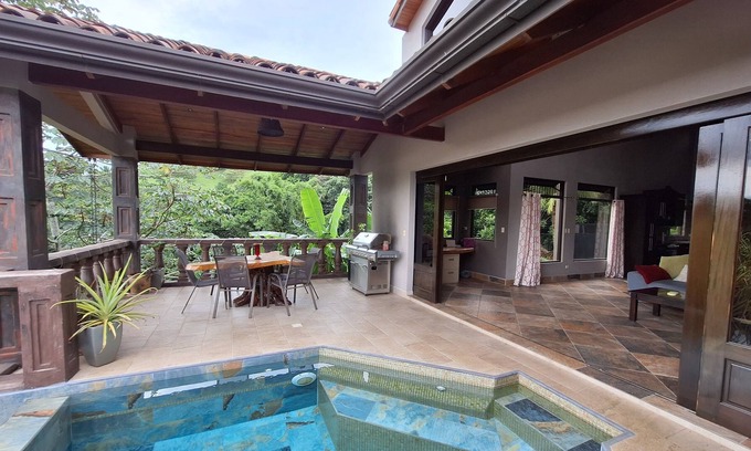 Escobal Casa | Serenity, Nature surroundings, Private Pool, Tropical birds