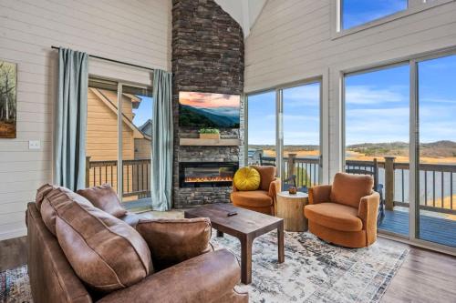 Sevierville Casa | Serenity Shores Lodge