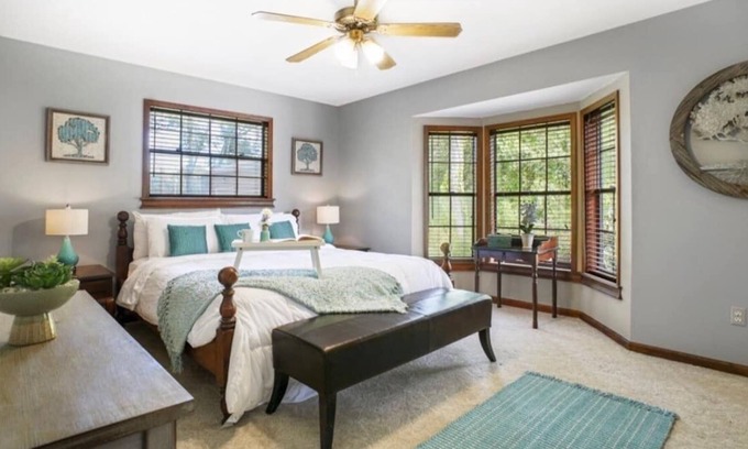 Mandarin Casa | Serenity Stay, Great for Groups, Rec Room, Firepit