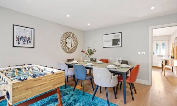Ascot Casa | Serenity Stylish 5-Bed - Call 4 LONG STAY discount