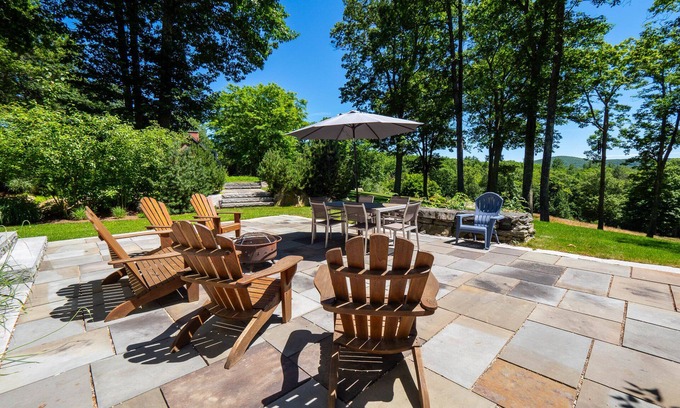 Southfield Casa | Serenity Summit: Hot Tub, Mountain Views, Book Now