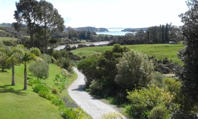 Mangonui Apartamento | Serenidad, vistas y un olivar