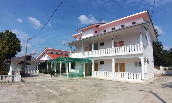 Sepang Casa | Seri Dusun Sepang Homestay & Event Space