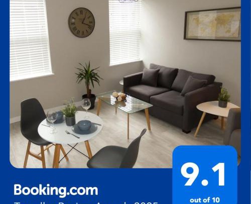 Telford Apartamento | Serviced Apartment with Parking