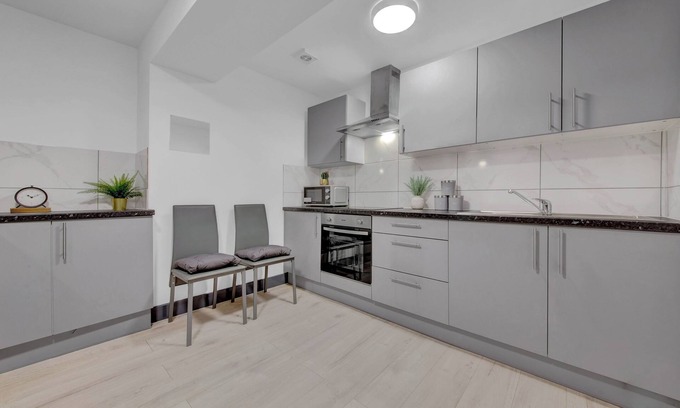 London Borough of Hounslow Apartamento | Serviced Ensuite Studio in Feltham London Heathrow