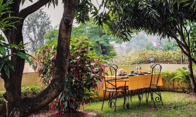 Bujumbura Apartamento | Serviced studio apartment free breakfast & service