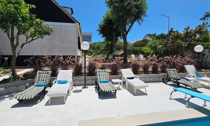 Castelo Villa | Sesimbra, Portugal, 10 people, Charming villa, large pool, garden, quiet