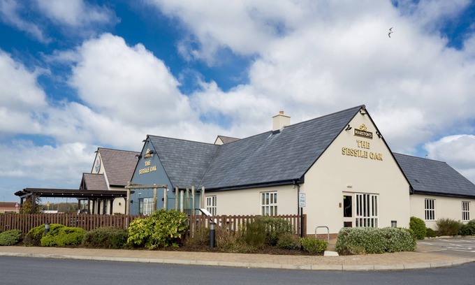 Llanelli Hotel | Sessile Oak, Llanelli by Marston's Inns