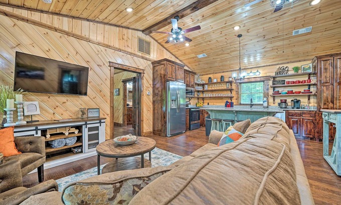 Golden Cabina | ‘Setting Sun’ Eagletown Gem - Private River Access