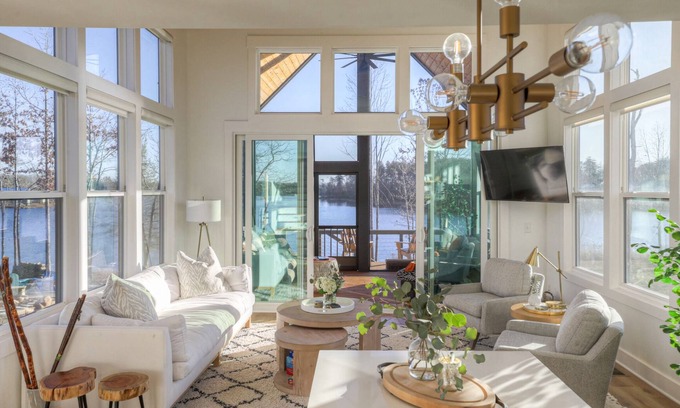 Tracy City Cabina | Settle Down at The Retreat at Water's Edge