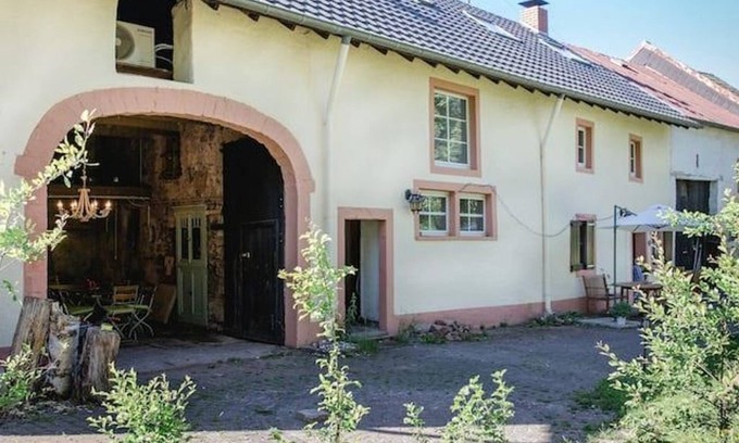 Balesfeld Casa | Seven Senses Eifel - holiday home, 10 beds, table football / darts and more