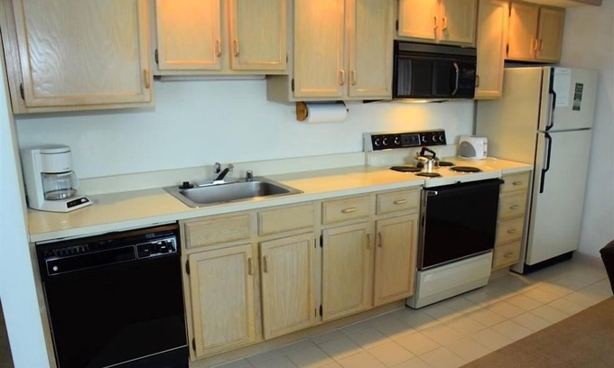 Seven Springs Condominio | Seven Springs 3 BR Condo, Mountain Views! by RedAwning - Save 10% on 3 Nights, 15% on 5 Nights!
